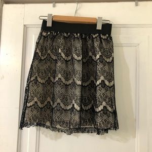 💕 Ardene Lace Skirt 💕